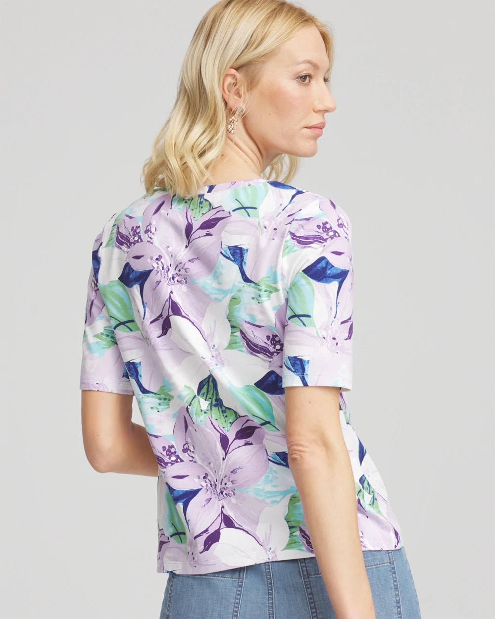 Lily Print V-Neck Perfect Tee
