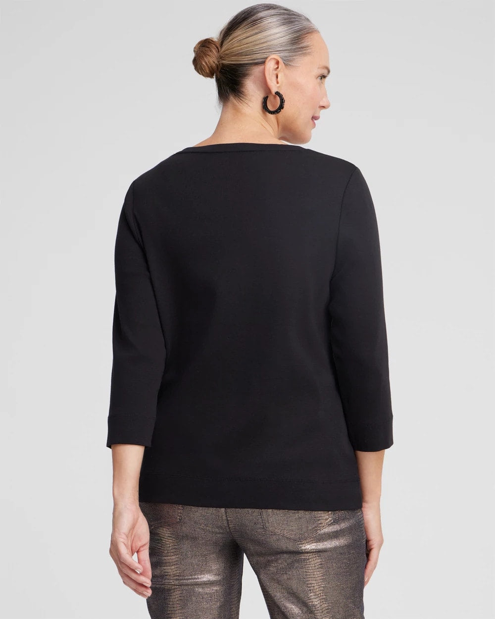 3/4 Sleeve V-Neck Tee