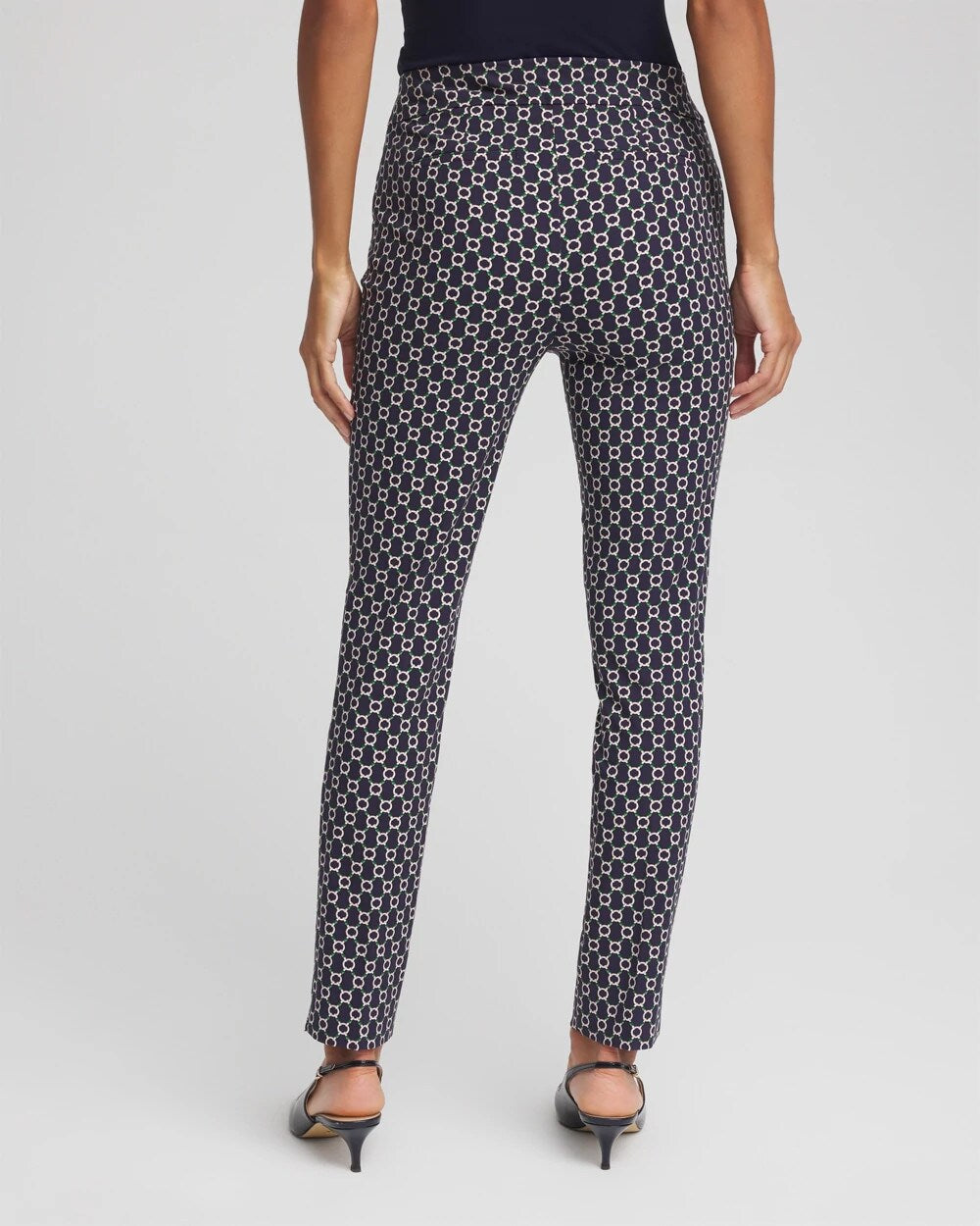 Brigitte™ Chain Connection Slim Ankle Pants