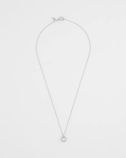 Bezel Set Pendant Silvertone Necklace