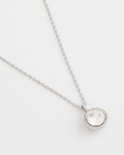 Bezel Set Pendant Silvertone Necklace